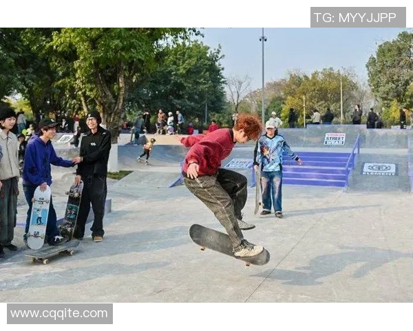 重庆滑板队边路渗透的成功与不足分析及改进建议