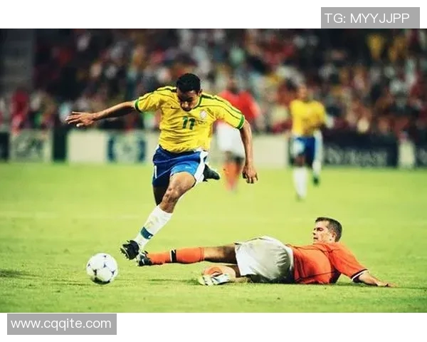 四年前德国与巴西的经典对决回顾与精彩瞬间分析