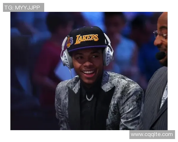 布兰登英格拉姆的崛起之路：从潜力新星到NBA明星球员的蜕变