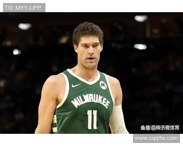布鲁克洛佩斯:从NBA巨星到篮球战术的创新先锋之路 布鲁克洛佩斯:从NBA巨星到篮球战术的创新先锋之路