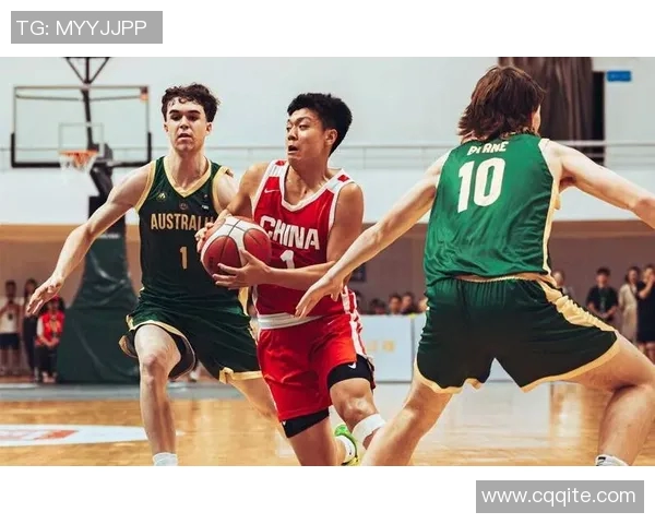 男篮蓝队迎战伊拉克全力争胜力求在国际赛场上展现实力与风采 男篮蓝队迎战伊拉克全力争胜力求在国际赛场上展现实力与风采