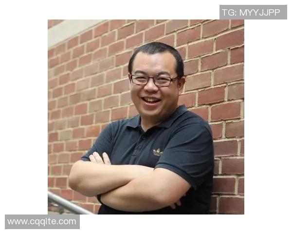 田宇翔的成长之路：从青涩少年到职场精英的奋斗历程