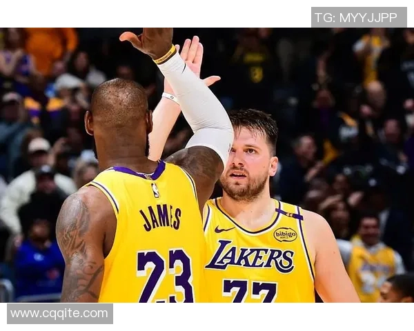 贝里队与牛津联队激战正酣比分悬念引人关注