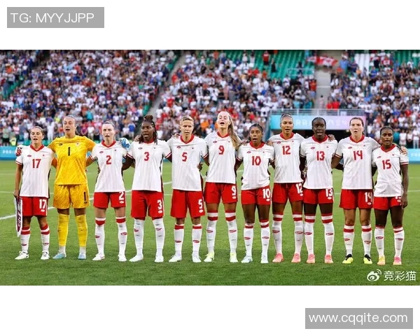 中国女子足球队对阵加拿大队的精彩较量与战术分析